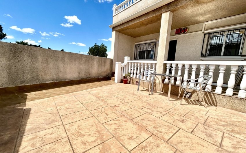 Resale - Apartment -
Villamartin - Costa Blanca