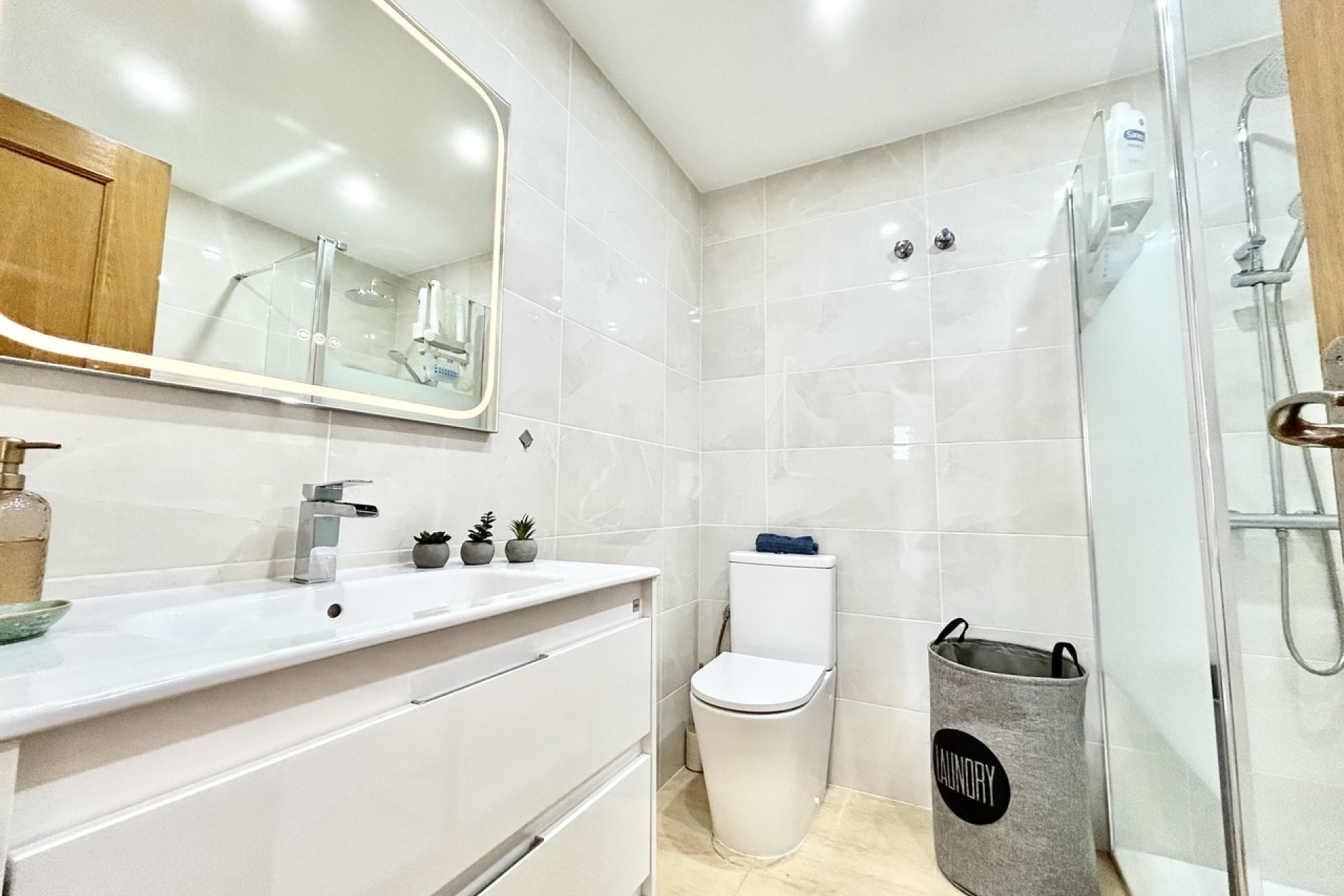 Resale - Apartment -
Villamartin - Costa Blanca