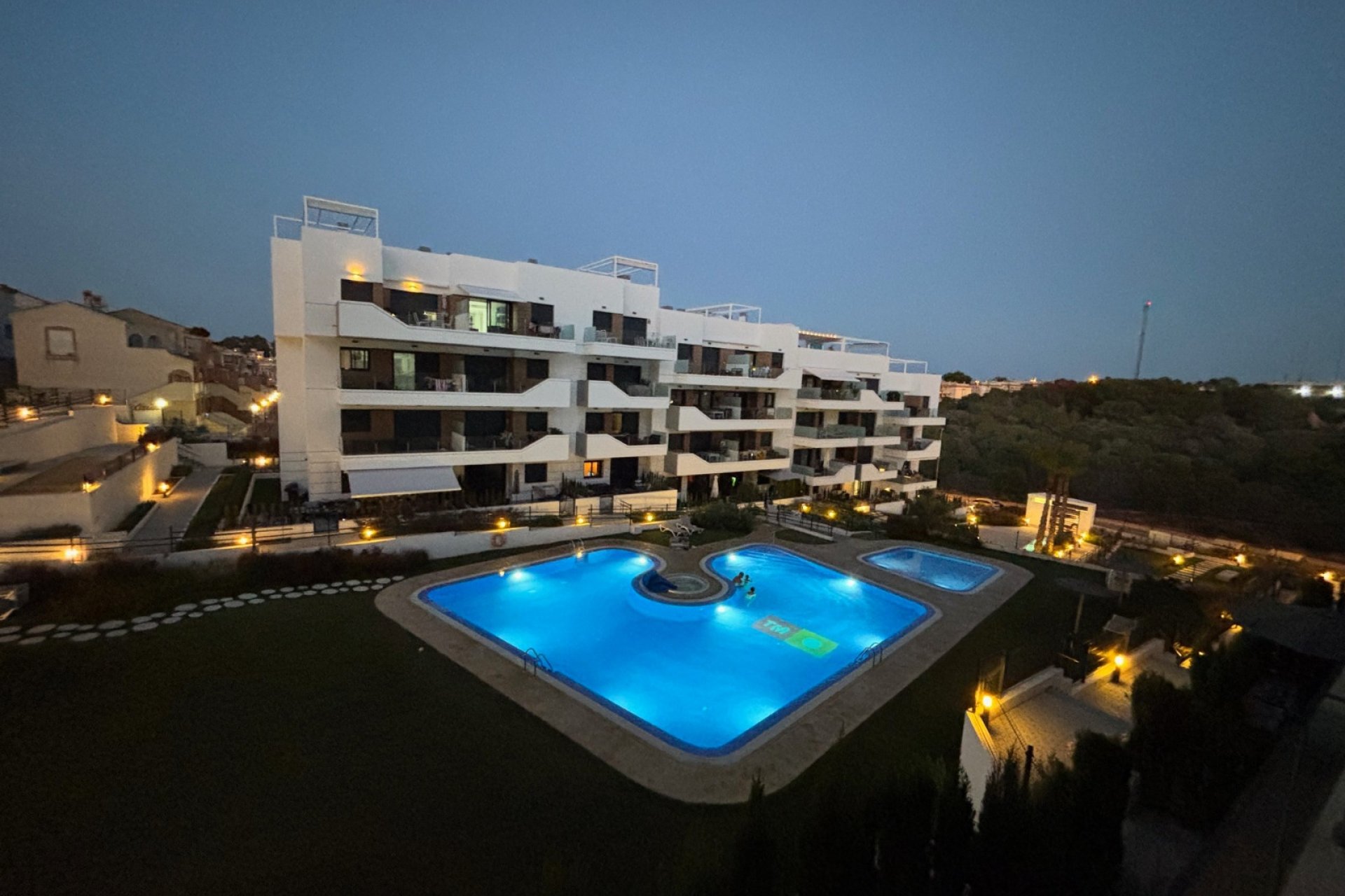 Resale - Apartment -
Villamartin - Costa Blanca