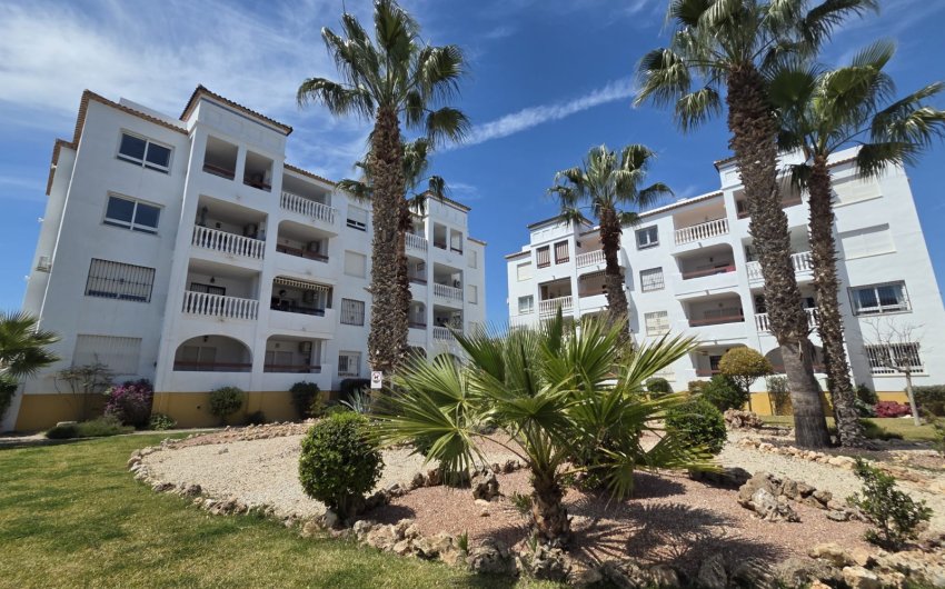 Resale - Apartment -
Villamartin - Costa Blanca