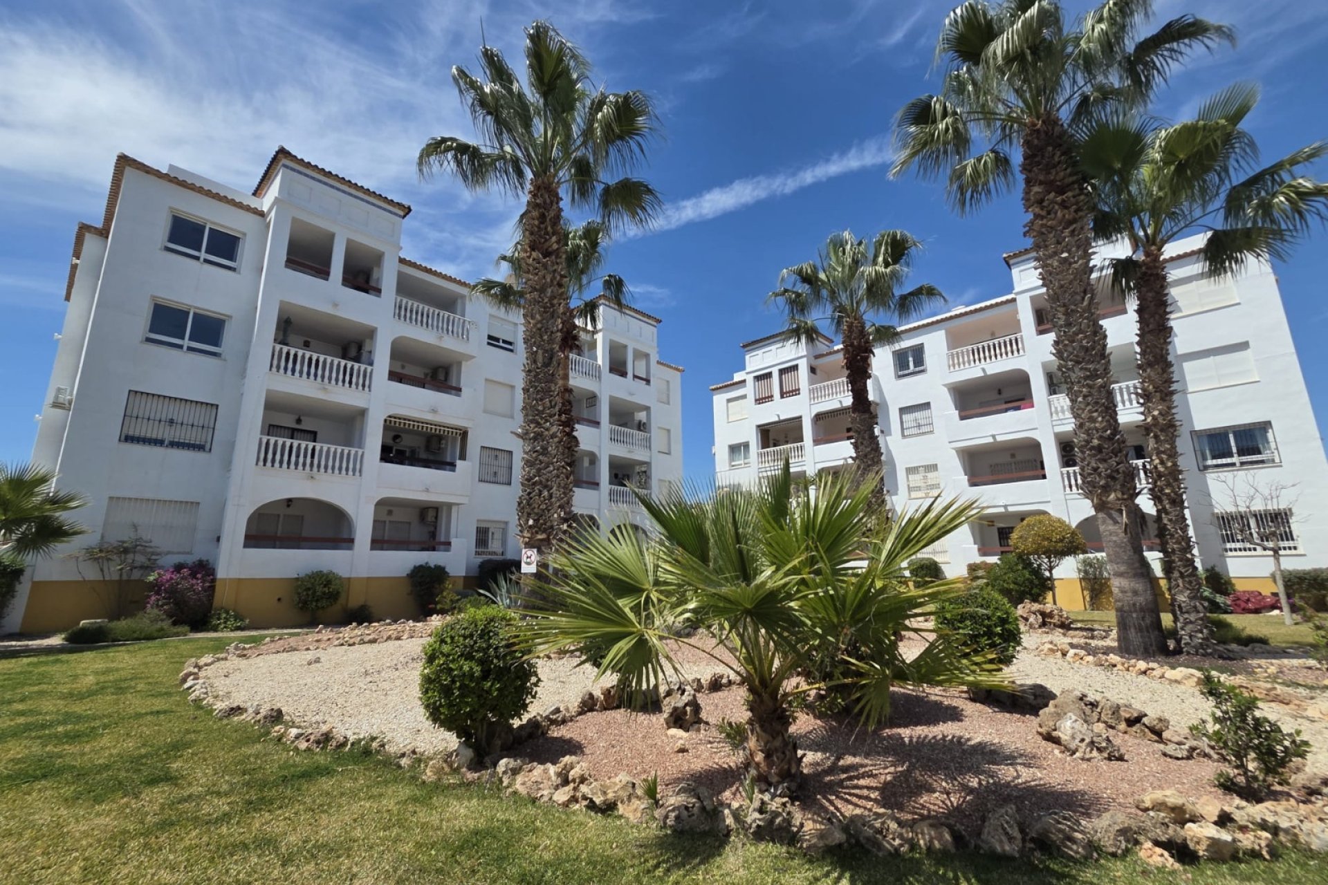 Resale - Apartment -
Villamartin - Costa Blanca