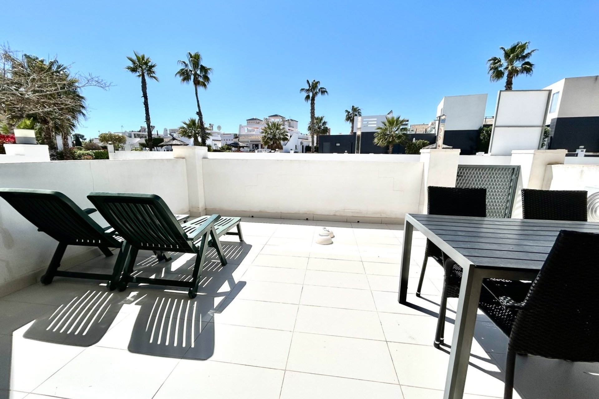 Resale - Apartment -
Villamartin - Costa Blanca