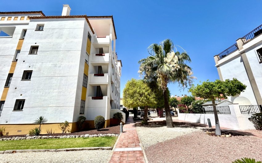 Resale - Apartment -
Villamartin - Costa Blanca