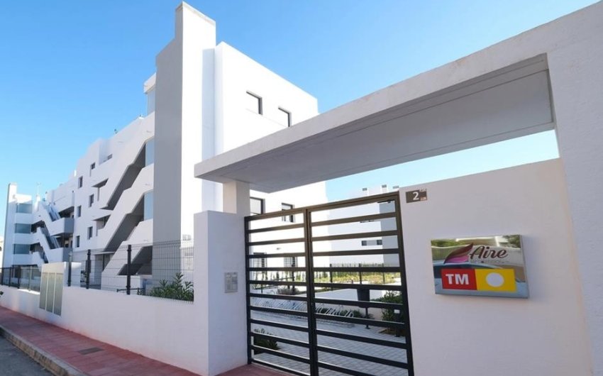 Resale - Apartment -
Villamartín - Las Filipinas