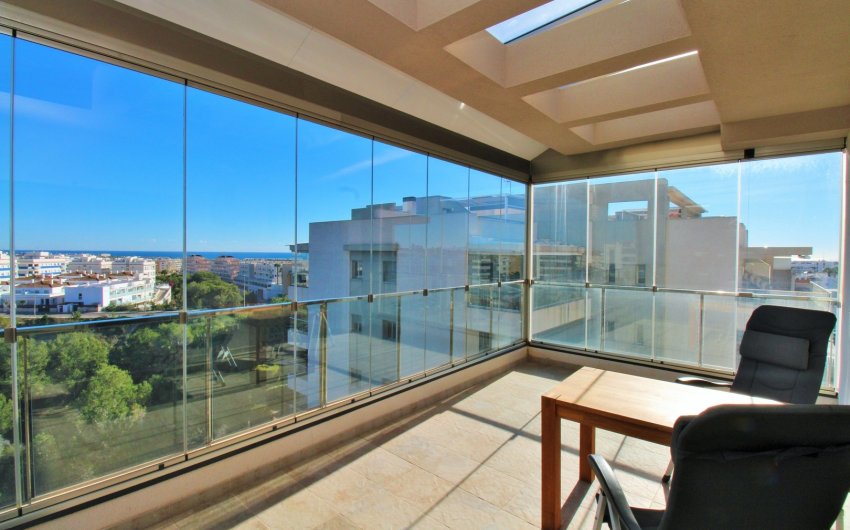 Resale - Apartment -
Villamartín - Los Dolses