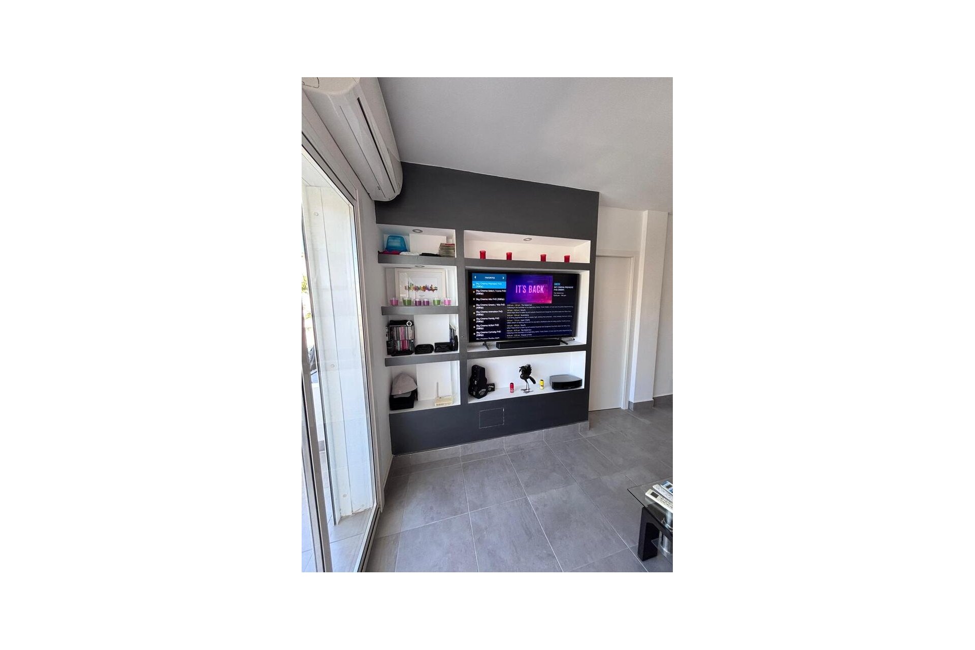 Resale - Apartment -
Villamartin - Orihuela Costa