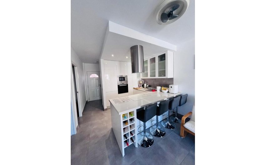 Resale - Apartment -
Villamartin - Orihuela Costa