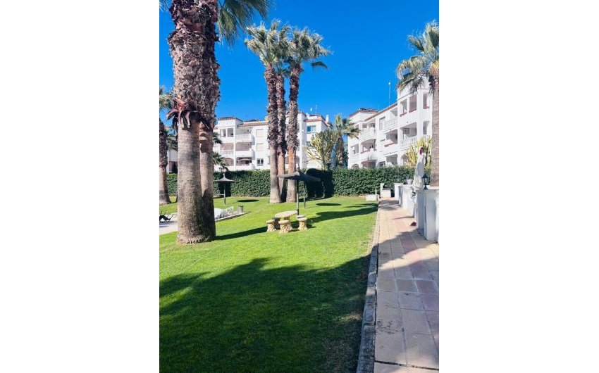 Resale - Apartment -
Villamartin - Orihuela Costa
