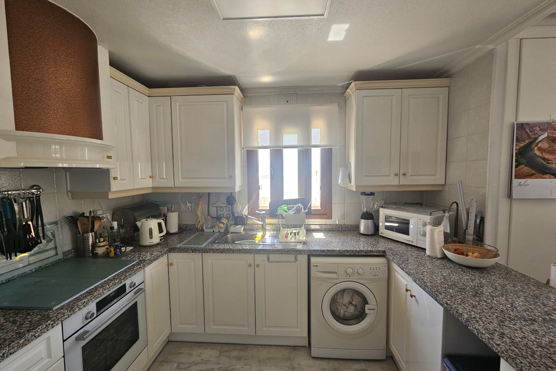 Resale - Apartment -
Villamartín - PAU 8