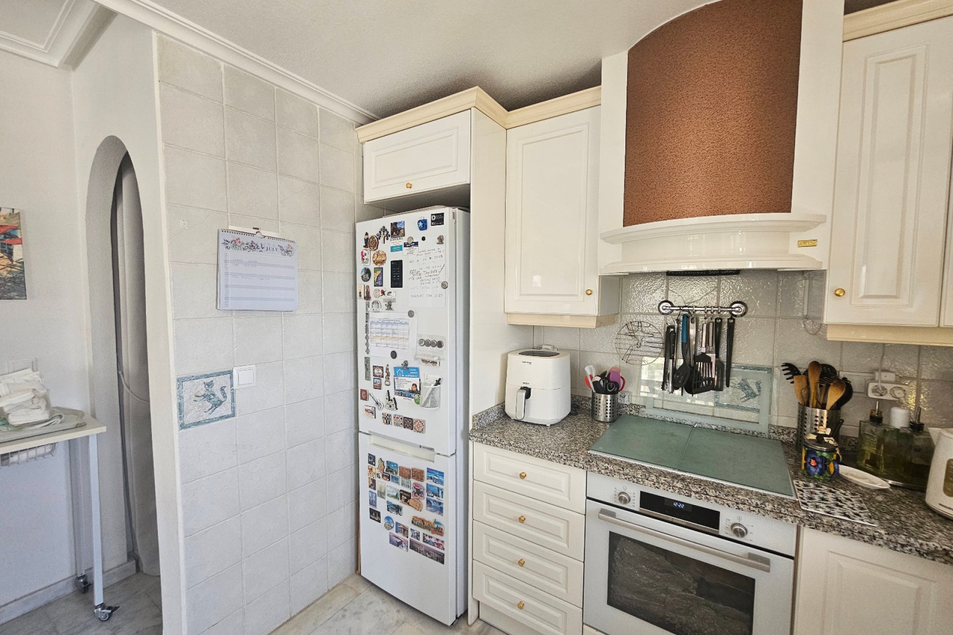 Resale - Apartment -
Villamartín - PAU 8