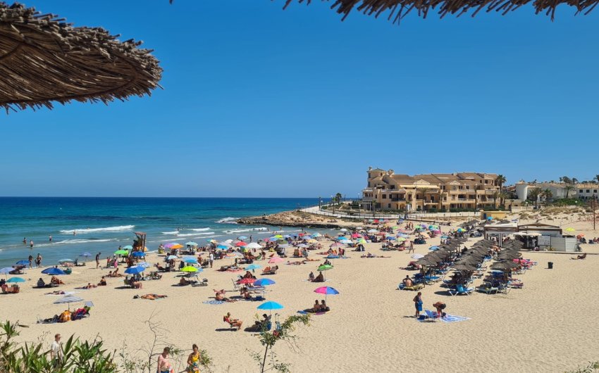 Resale - Apartment -
Villamartín - PAU 8