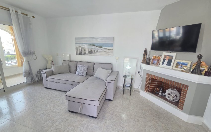 Resale - Apartment -
Villamartín - Verdemar