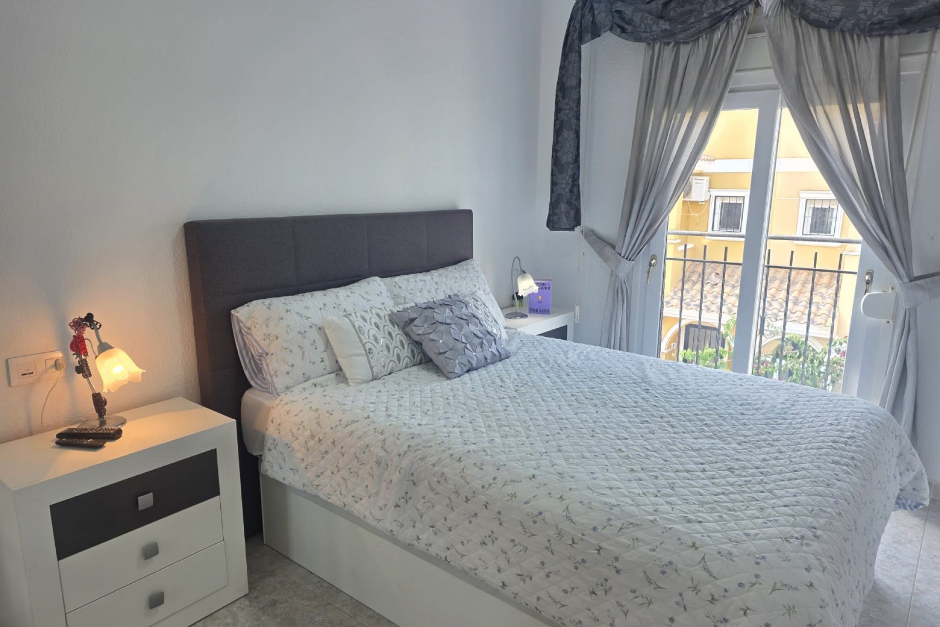 Resale - Apartment -
Villamartín - Verdemar