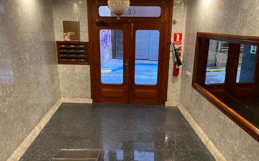 Resale - Apartment -
Villena