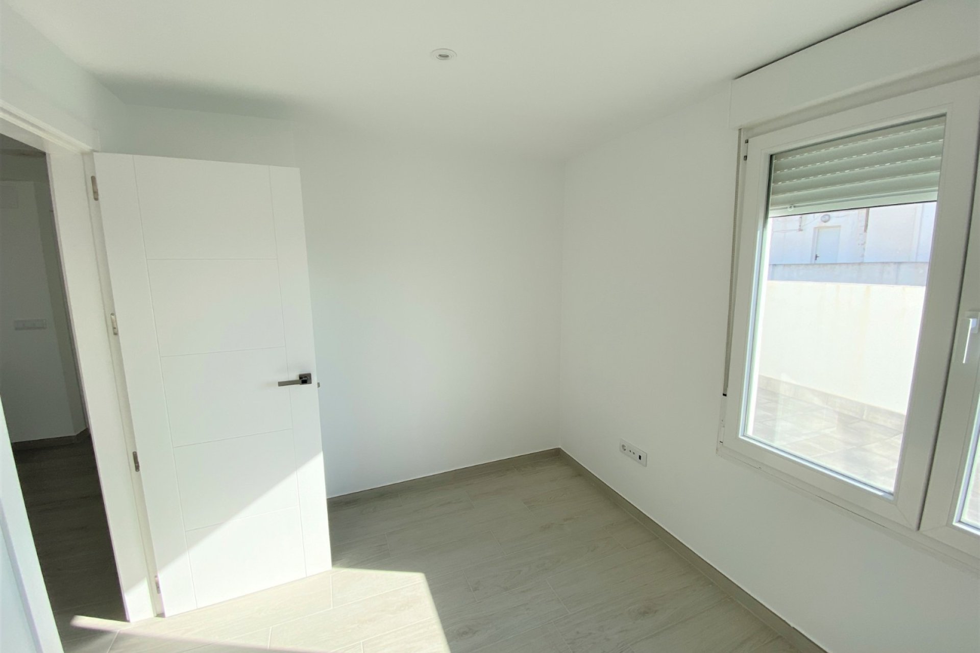 Resale - Apartment -
Villena