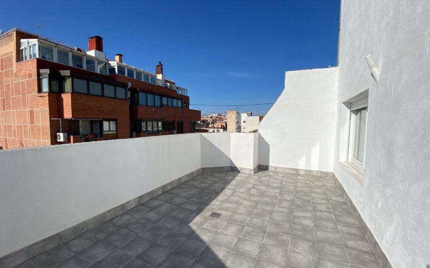 Resale - Apartment -
Villena