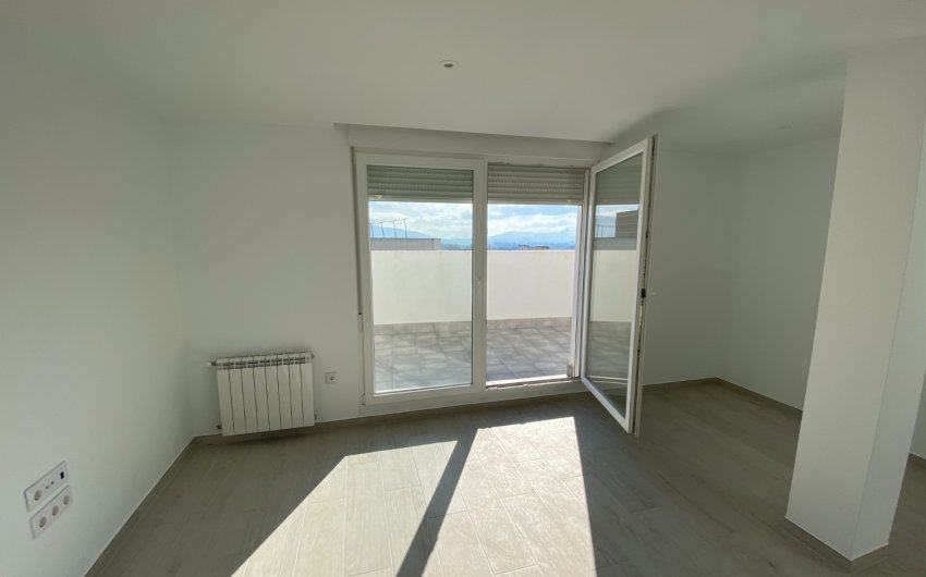 Resale - Apartment -
Villena