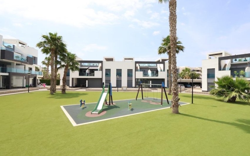 Resale - Bungalow -
Guardamar del Segura - Costa Blanca
