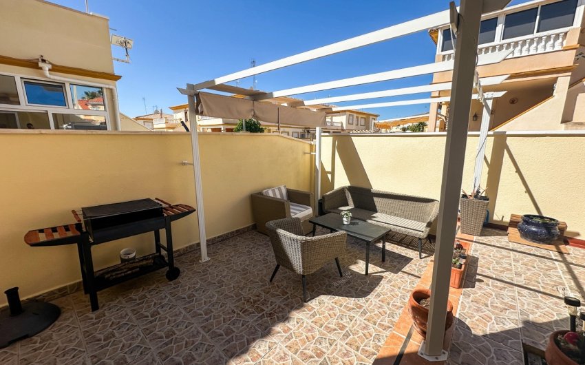 Resale - Bungalow -
Orihuela Costa - Costa Blanca