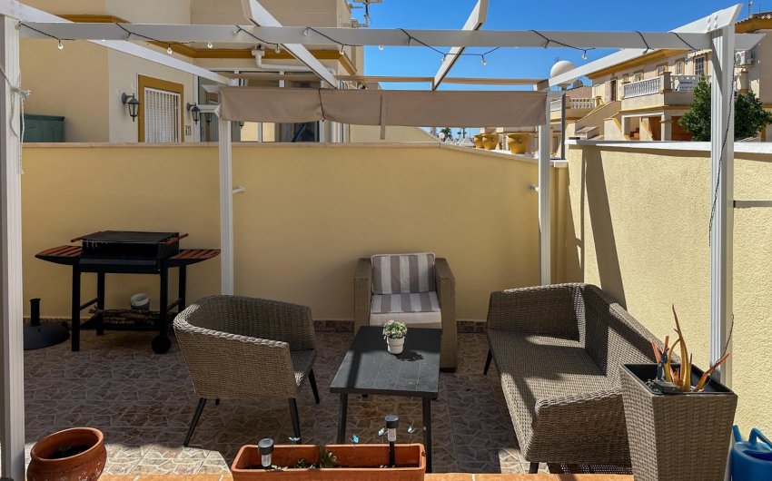 Resale - Bungalow -
Orihuela Costa - Costa Blanca