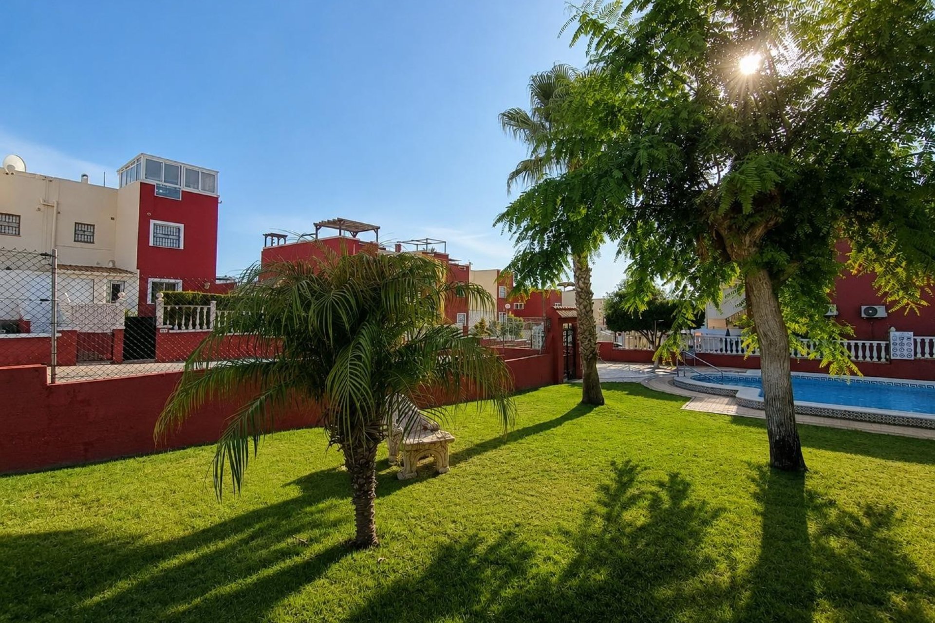 Resale - Bungalow -
Orihuela Costa - Costa Blanca