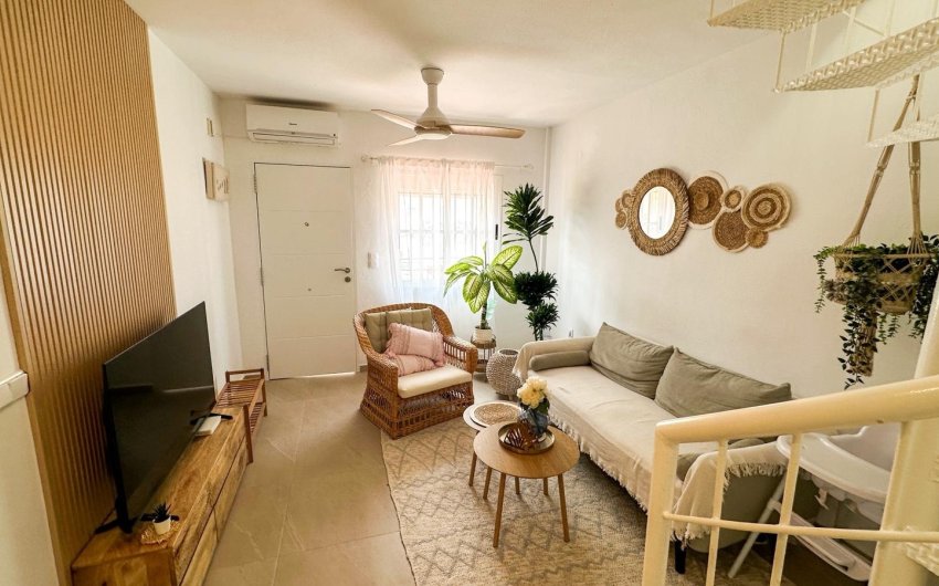 Resale - Bungalow -
Orihuela Costa - Costa Blanca