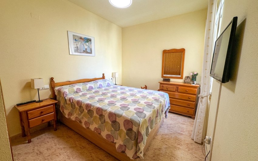 Resale - Bungalow -
Orihuela Costa - Costa Blanca