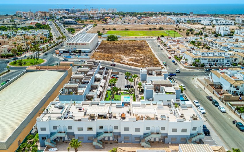Resale - Bungalow -
Orihuela Costa - Costa Blanca