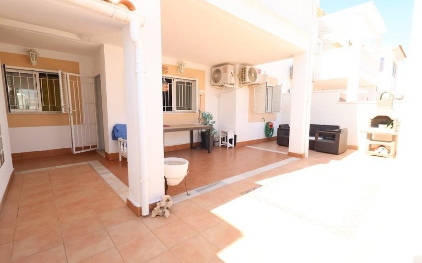Resale - Bungalow -
Orihuela Costa - Costa Blanca