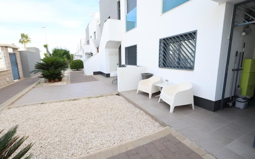 Resale - Bungalow -
Orihuela Costa - Costa Blanca