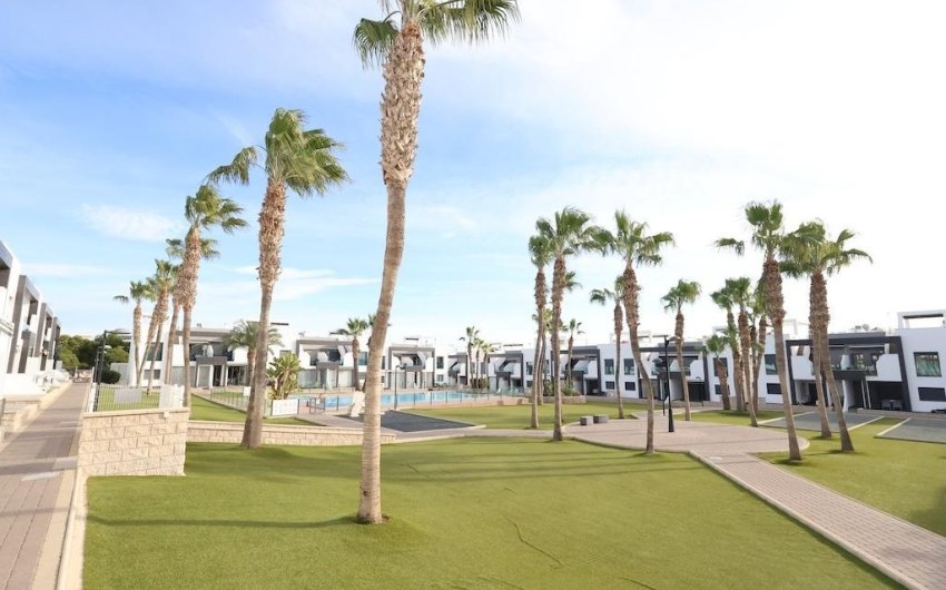 Resale - Bungalow -
Orihuela Costa - Costa Blanca