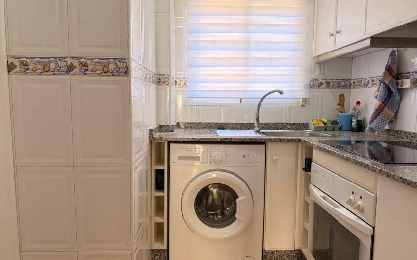 Resale - Bungalow -
Orihuela Costa - Costa Blanca