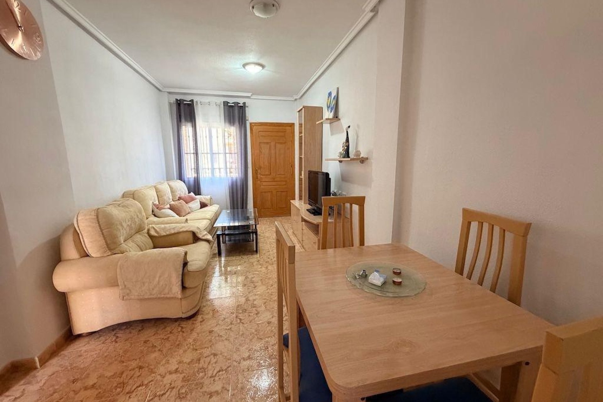 Resale - Bungalow -
Orihuela Costa - Costa Blanca