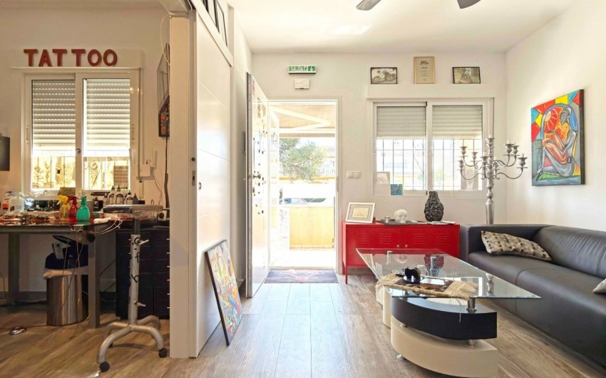 Resale - Bungalow -
Orihuela Costa - Costa Blanca