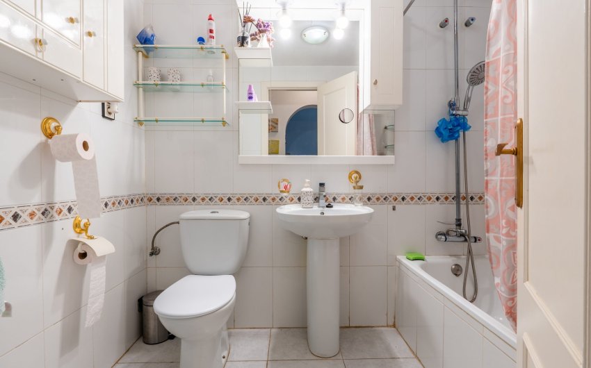 Resale - Bungalow -
Orihuela Costa - Costa Blanca