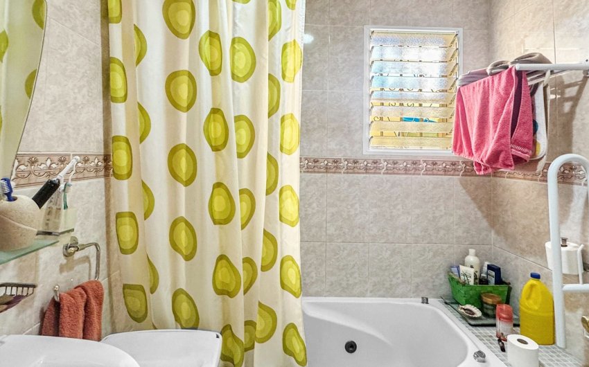 Resale - Bungalow -
Orihuela Costa - Costa Blanca