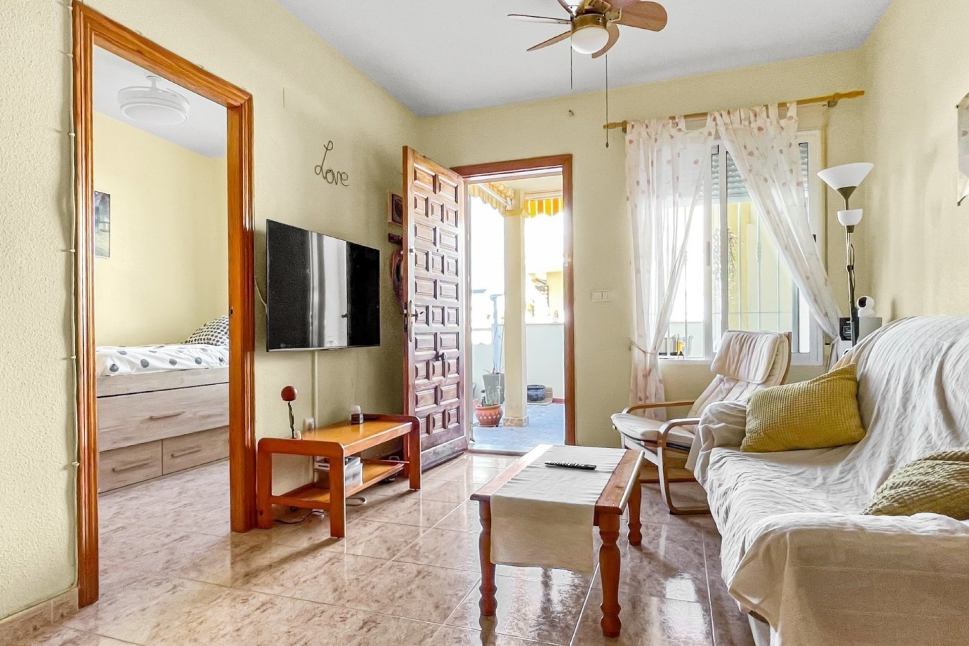 Resale - Bungalow -
Orihuela Costa - Costa Blanca
