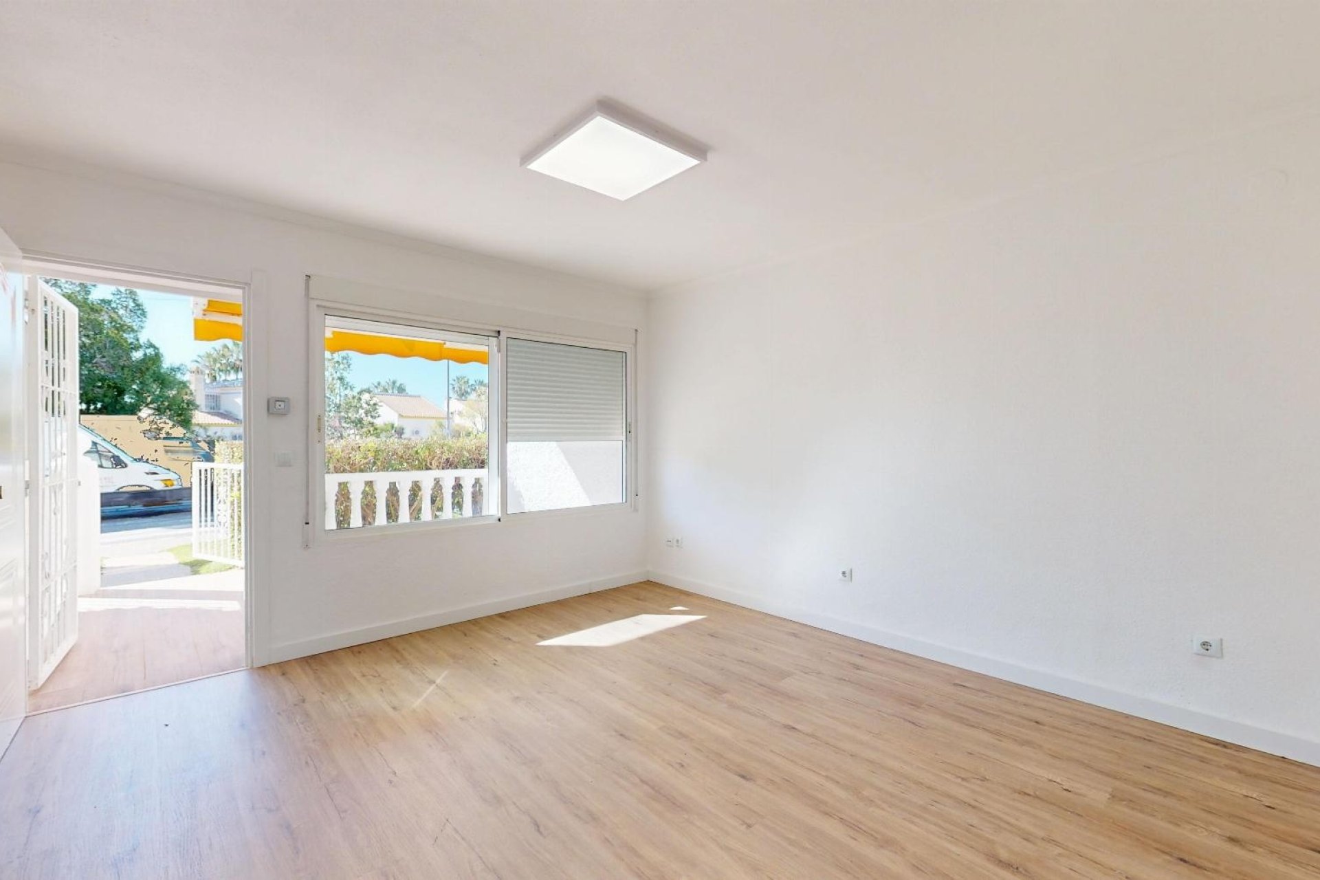 Resale - Bungalow -
Orihuela Costa - Costa Blanca