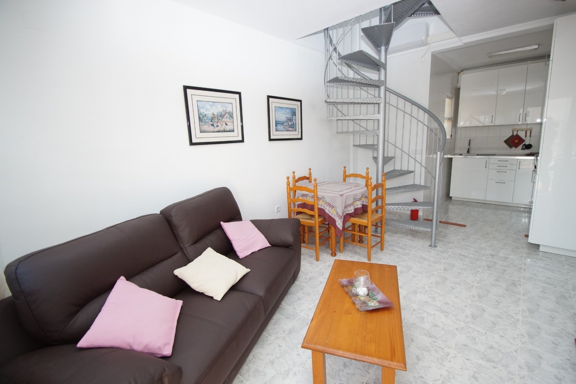 Resale - Bungalow -
Orihuela Costa - Costa Blanca