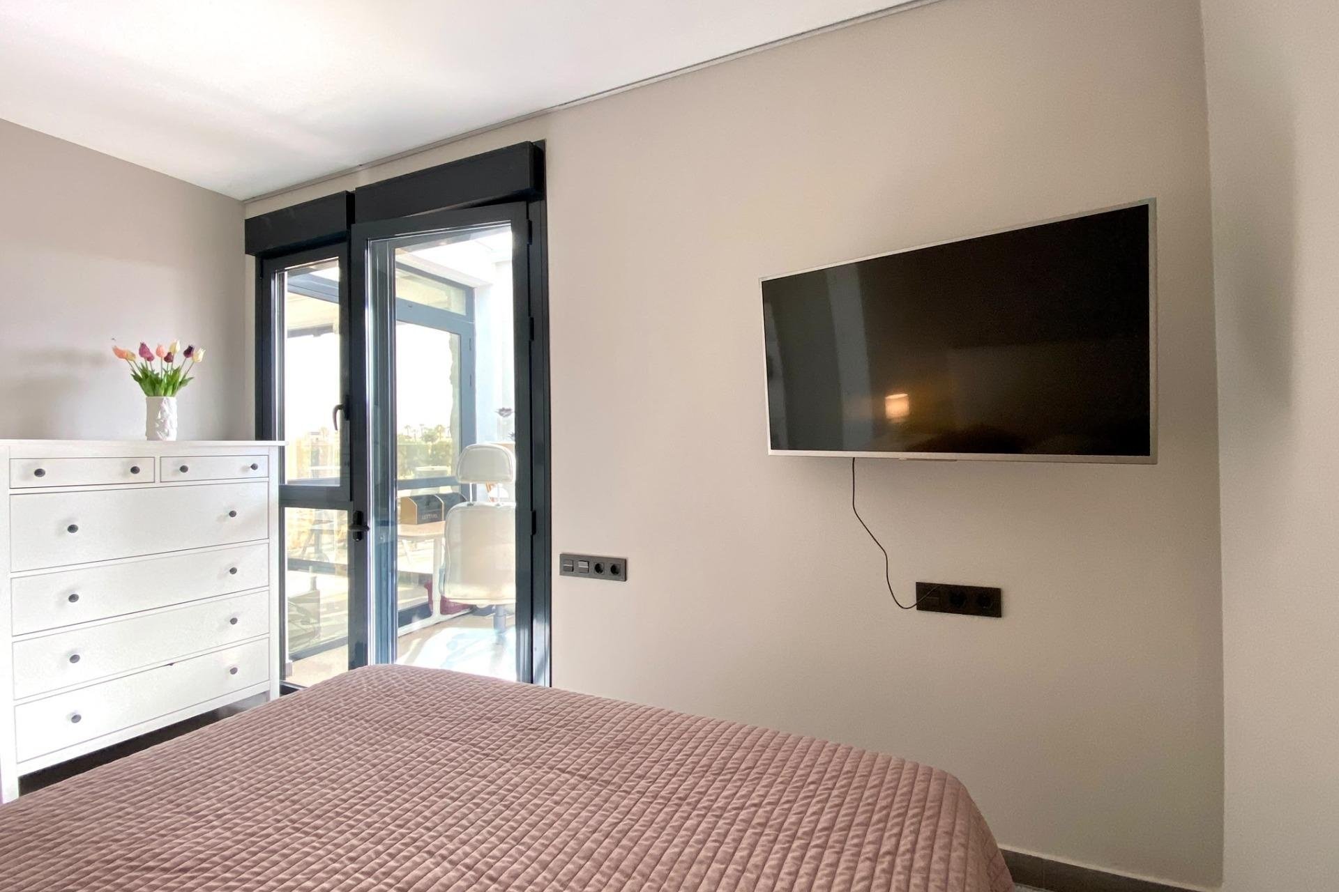 Resale - Bungalow -
Orihuela Costa - Las Ramblas