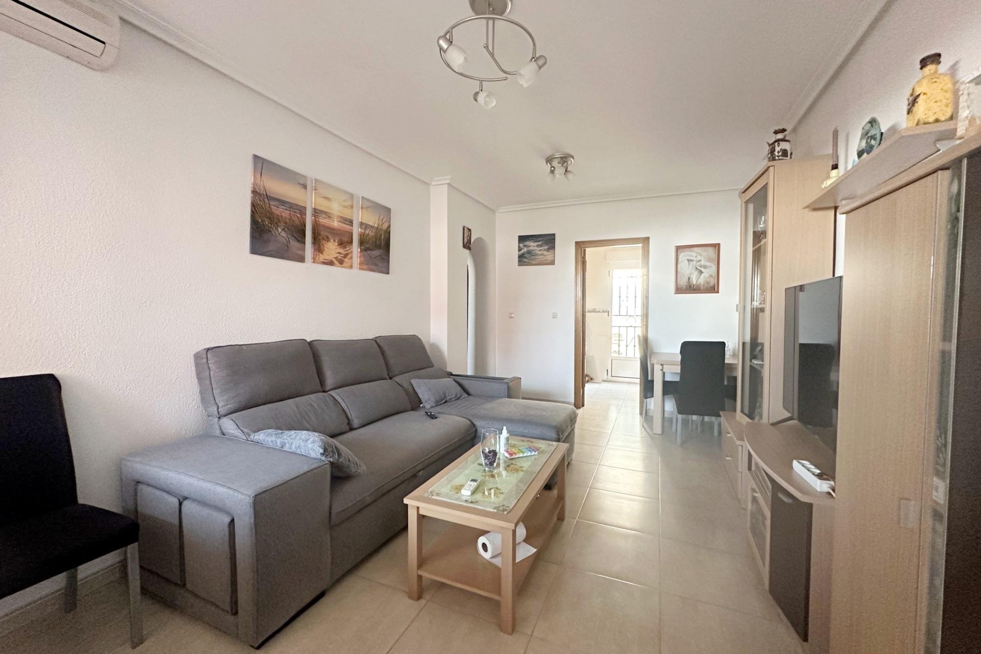 Resale - Bungalow -
Orihuela Costa - Los Altos