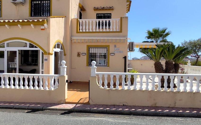 Resale - Bungalow -
Orihuela - Urbanización Perla Del Mar
