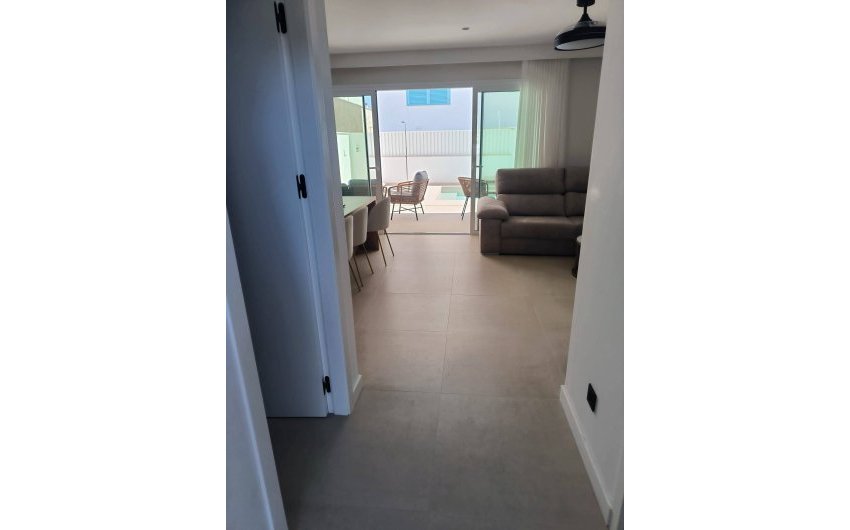 Resale - Bungalow -
Pilar de la Horadada - El Mojón