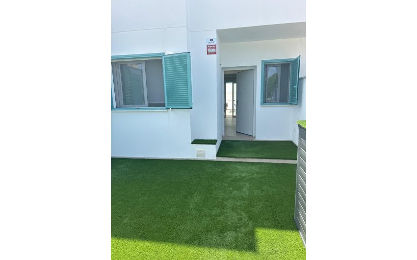 Resale - Bungalow -
Pilar de la Horadada - El Mojón