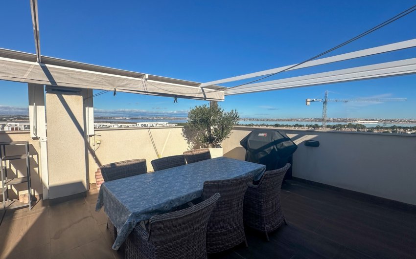 Resale - Bungalow -
Torrevieja - Costa Blanca