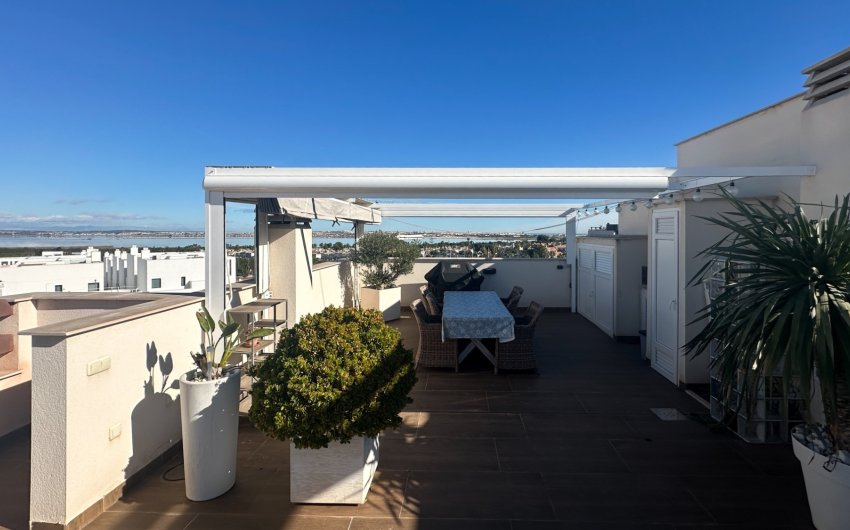Resale - Bungalow -
Torrevieja - Costa Blanca
