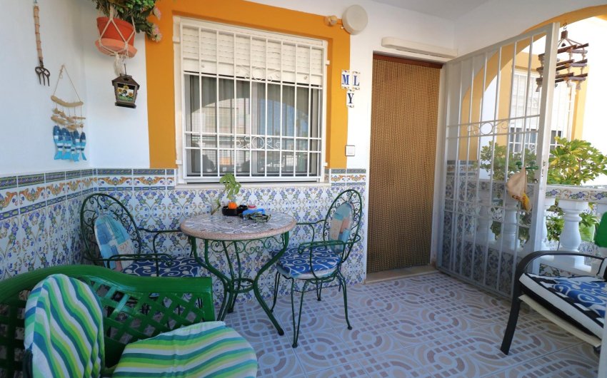 Resale - Bungalow -
Torrevieja - El Limonar