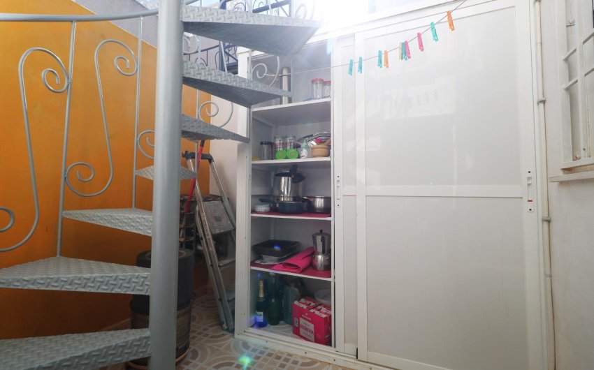 Resale - Bungalow -
Torrevieja - El Limonar
