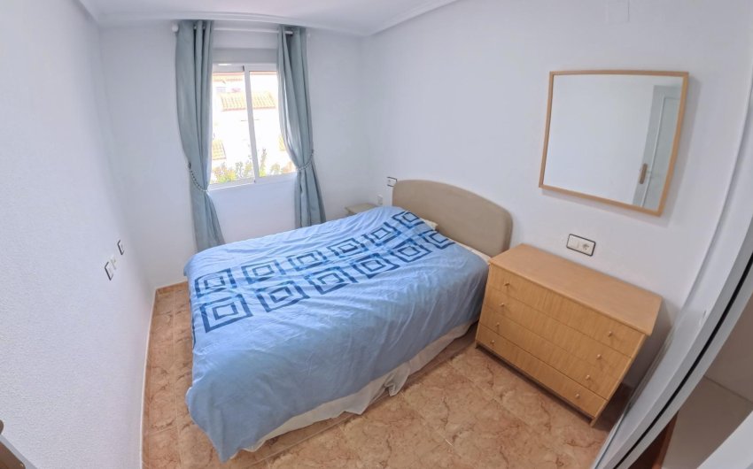 Resale - Bungalow -
Torrevieja - El Limonar