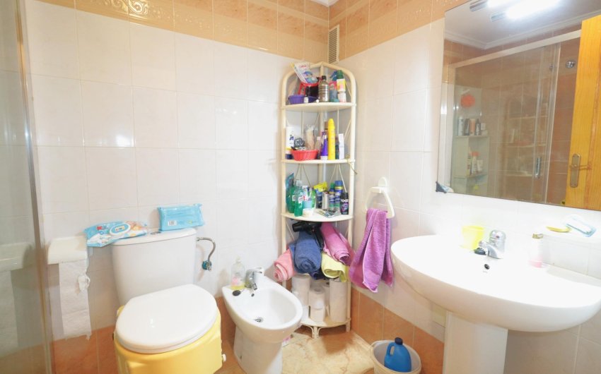 Resale - Bungalow -
Torrevieja - El Limonar